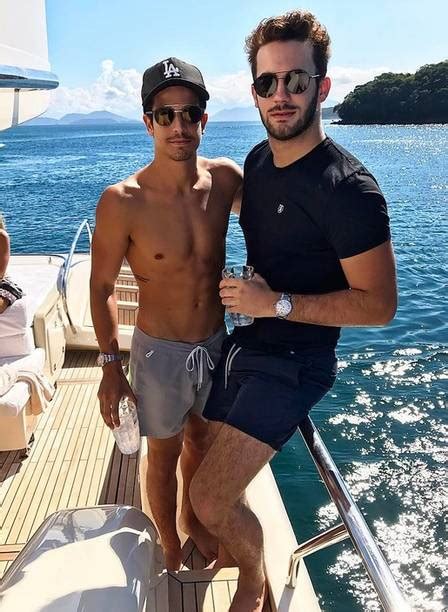 Enzo Celulari publica foto pegando pesado na academia após exibir