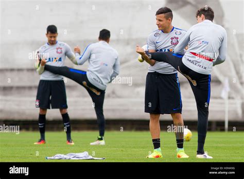 SÃO PAULO SP 11 10 2016 TREINO DO CORINTHIANS William Arana