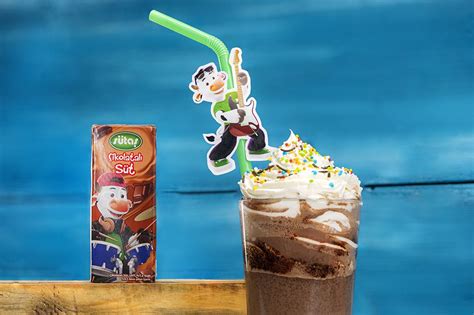 Çikolatalı Sütlü Milkshake Tarifi Nasıl Yapılır Resimli Anlatım