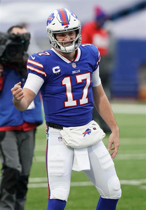 Buffalo Bills quarterback Josh Allen named Hickok Belt® Award Winner ...