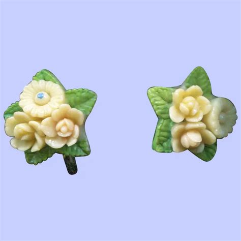 Molded 3 White Roses Green Leaves Screw Back Earrings Ruby Lane