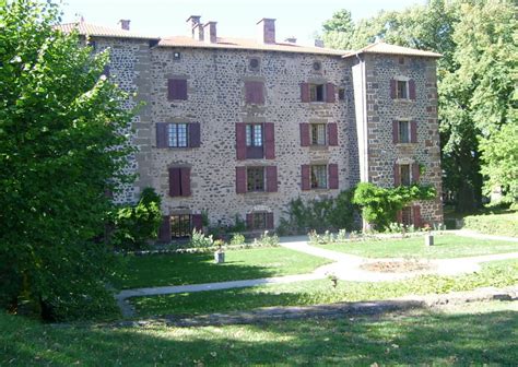 Château du Thiolent et son parc Auvergne Destination