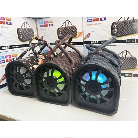 Lea and Simmons: The Pinnacle of Excellence in Luxury Handbag Design 4