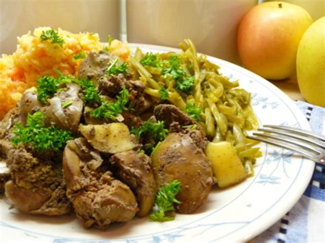 Quick Pan Fried Chicken Livers With Apple Onion And Sage Recipe