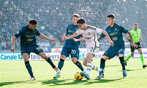 Juventus x Frosinone onde assistir ao jogo da Copa da Itália Giz Brasil