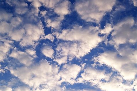 Nubes Blancas Cielo Azul Foto Gratis En Pixabay