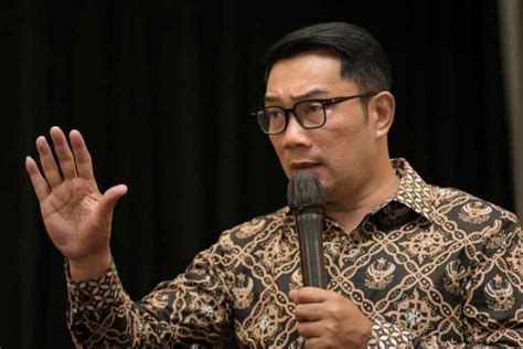 Ridwan Kamil Dorong Peran Bidan Dalam Penanggulangan Stunting Di Jawa