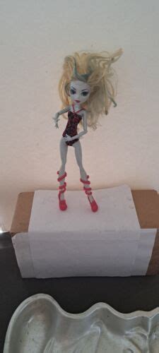 2008 Monster High First Wave Laguna Blue Doll Missing Leg Fins EBay