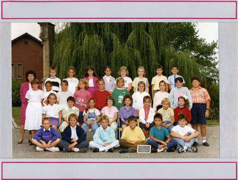 Photo De Classe Cm De Ecole Sainte Ursule Copains D Avant