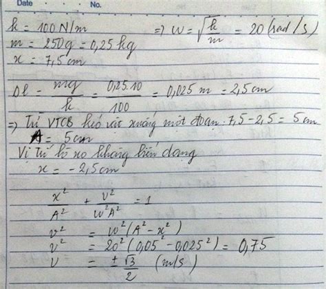 Một con lắc lò xo treo thẳng đứng gồm lò xo có độ cứng k 100 N m và