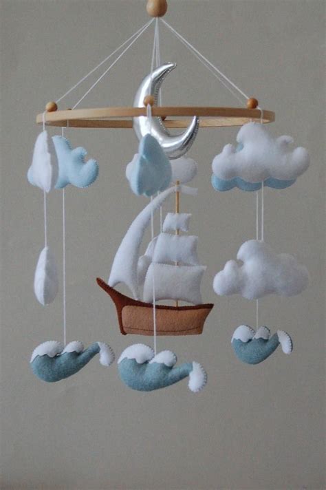 B B De Baleine Mobile Personnalis De P Pini Re De Bateau Etsy Boy