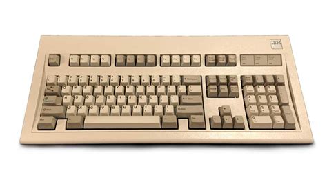 Historia del teclado Origen evolución cambios modelos QWERTY 2022