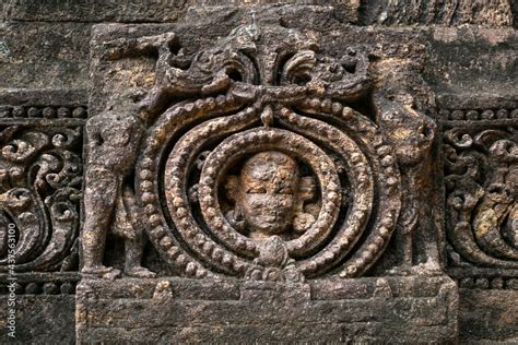 Fine carving of sculptures, Konark Sun Temple in India Stock Photo ...