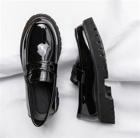 Chunky Penny Loafers Women S Fashion Footwear Loafers On Carousell