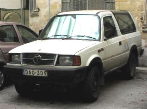 TATA Sierra 1993 - 2001 SUV 3 door :: OUTSTANDING CARS