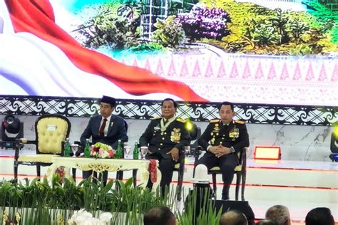 Sah Jokowi Berikan Gelar Jenderal Kehormatan Ke Prabowo Kumparan