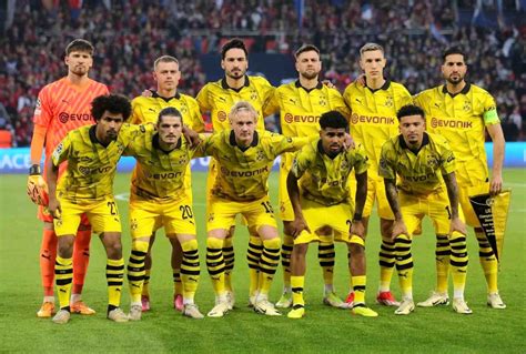 Uefa Ampiyonlar Ligi Sezonu Finali Borussia Dortmund Vs