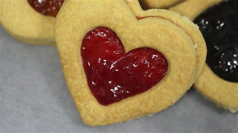 How To Make Heart Shaped Shortbread Cookies Filled With Jam Easy Diy Valentines Day T