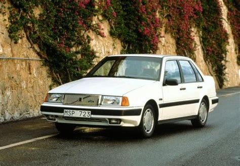 Volvo 460 Turbo specs, performance data - FastestLaps.com