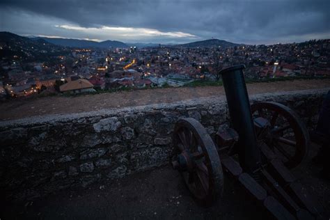 Sarajevo Top Sa Ute Tabije Tradicionalno Najavio Po Etak Ramazana