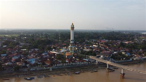 Tak Hanya Panjang Jembatan Di Jambi Ini Punya Arti Nama Yang Indah