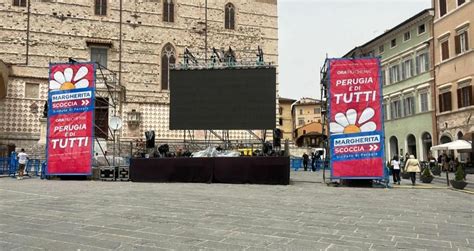 Perugia Scoccia Chiude La Campagna Elettorale In Centro Storico