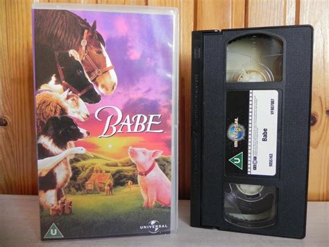 Amazon Babe VHS James Cromwell Magda Szubanski Christine