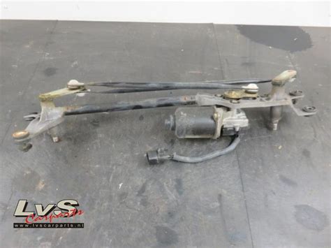 Wiper Motor Mechanism Kia Sorento Ii Crdi V E Denso