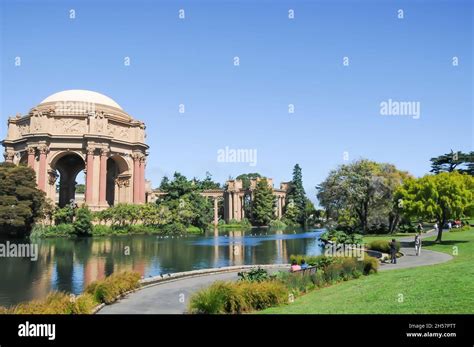 Palace Of Fine Arts San Francisco California Stock Photo Alamy