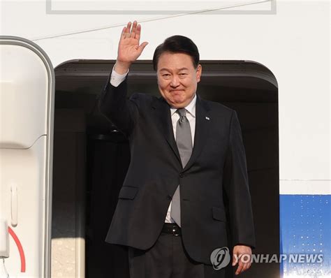 윤 대통령 한미일 정상회의 참석차 미국 출국 연합뉴스