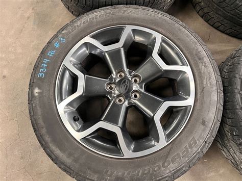 13 17 Subaru Xv Crosstrek 17 Inch Wheel Rim With Tire 22555r17 Set