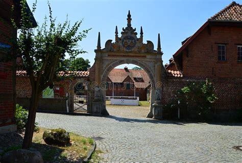 Historical Manor In The Village Drakenburg Lower Saxony Stock Photo