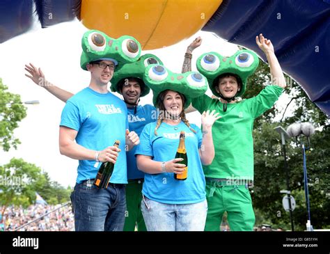 The Red Bull Soapbox Race 2015 Stock Photo Alamy