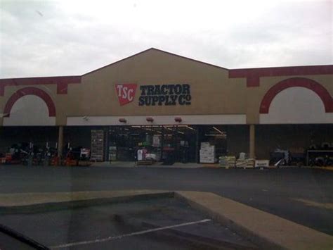 Tractor Supply, 1315 Tusculum Blvd, Ste 2, Greeneville, TN 37745, US ...