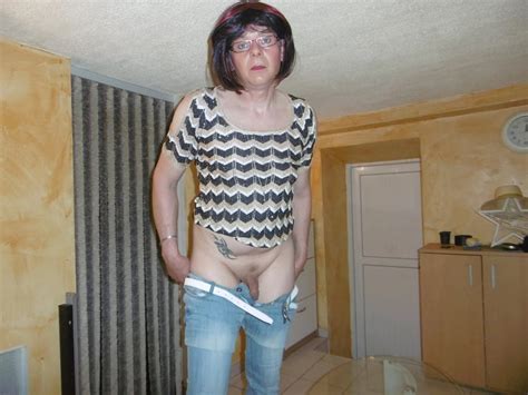 Naked Under Jeans 24 Nude Pics XHamster