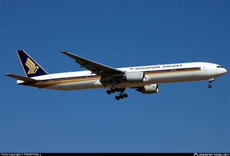 9V SYL Singapore Airlines Boeing 777 312 Photo By PROMPONG J ID