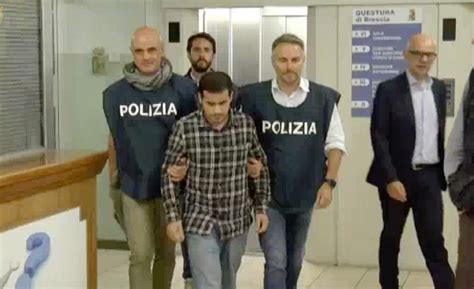 Brescia Terrorismo E Torture Arrestato Samir Bougana Foreign Fighter