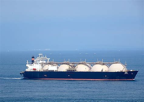 Lngガス船 Lng Jamal 大型船雲maru