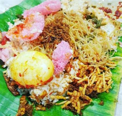 Open Order Nasi Gurih Lontong Malam Seksama