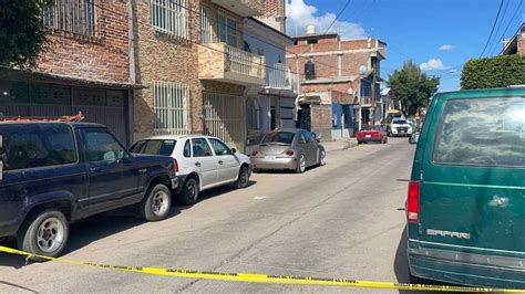 Seguridad Irapuato Hieren A Balazos A Dos Hombres Afuera De Casa En