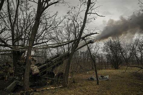 巴赫姆特激戰死傷慘重 烏：俄軍24小時內死傷500多人 新唐人电视台