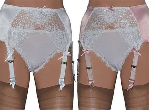 8 Strap Suspender Belt In Satin With Lace Front Panels