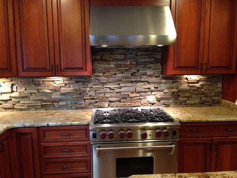 20 Kitchens With Stone Backsplash Designs