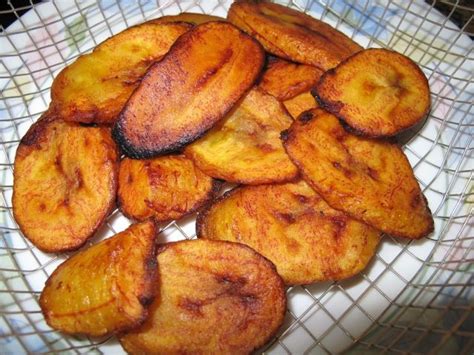 Plátanos maduros fritos una exquisitez para el paladar Cubano