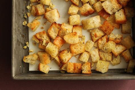 Homemade Garlic Croutons Recipe