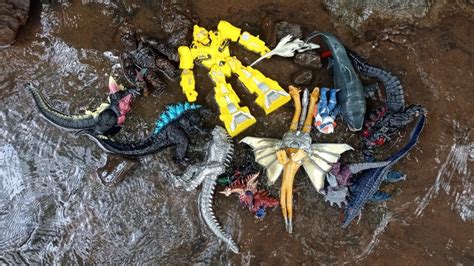 Hunting Found Shin Godzilla Mosasaurus Bumblebee Space Godzilla