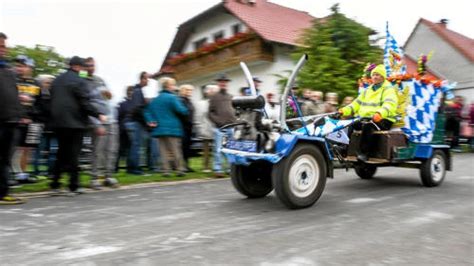 Rasenmäher Power Mopsrennen in Hachelbich