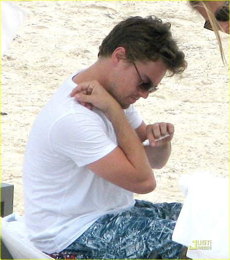 Leonardo DiCaprio Living The Thigh Life Photo 1475801 Bar Refaeli