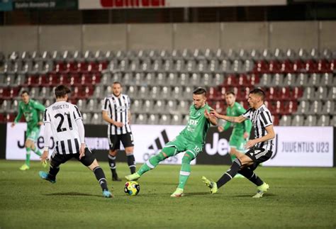 Naufragio Piace Al Moccagatta La Juve U23 Rifila Quattro Gol Ai