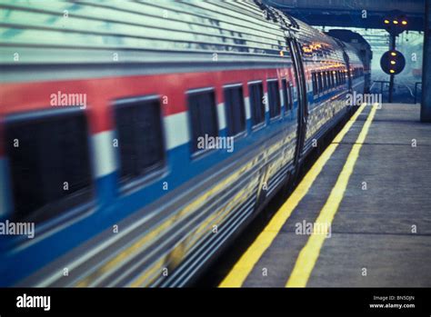 Amtrak Engine Enters Lancaster Pa Rr Station Terminal Stock Photo Alamy